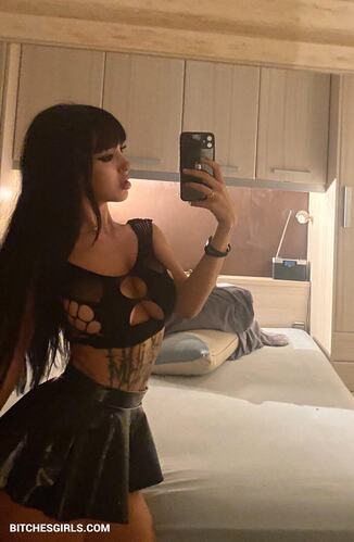 79597450326282480555839813734386496201 thumbnail