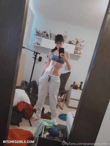 332227298332993072243911043658822427702 thumbnail