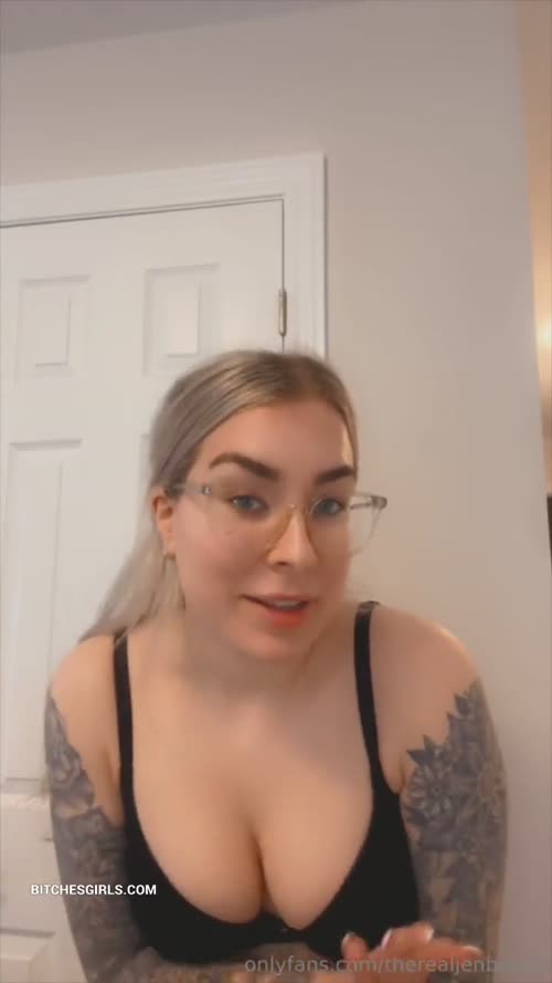 70d0f0f20efc4b645a7a84e3aed3cfc23884c6ede193bb91fa8dc4543041916e thumbnail