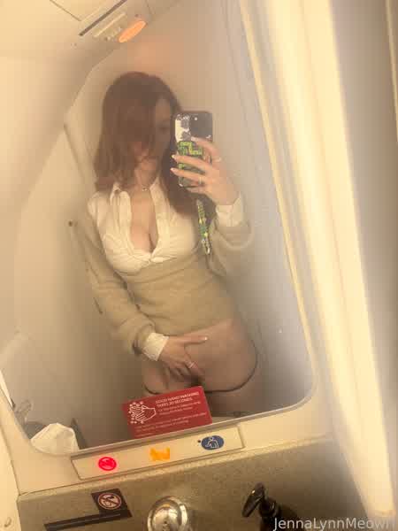 d5028c37e6088dcefc27a1fa27a1230ef49677705ebfe524407572077e43b933 thumbnail