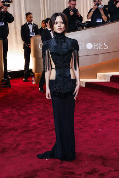 64b8cbce745dc9730d9b488b4a8a12959d8bb79314f100dde0f05f535d69b2e9 thumbnail