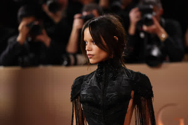 c8dbbbbe96af64c44187fb1099b724a0717410ba75f03f1af0db95a20a1d9758 thumbnail