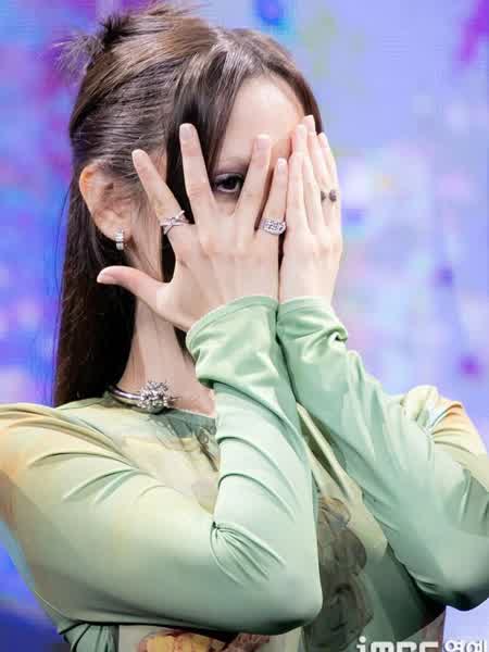 2c062ab150850e0b178a531880e329d58176e486f5dab6162fcf360a92a67ded thumbnail