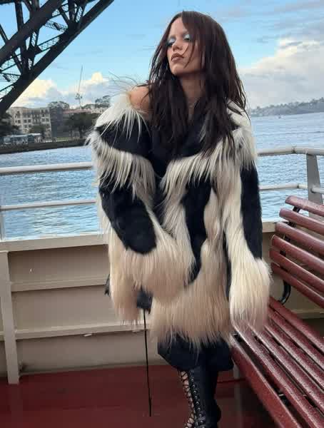 9e88e9a78f50ce0f5e7b713461f29d0f5ae86710512e1f1d7f12c969fc2cb34e thumbnail