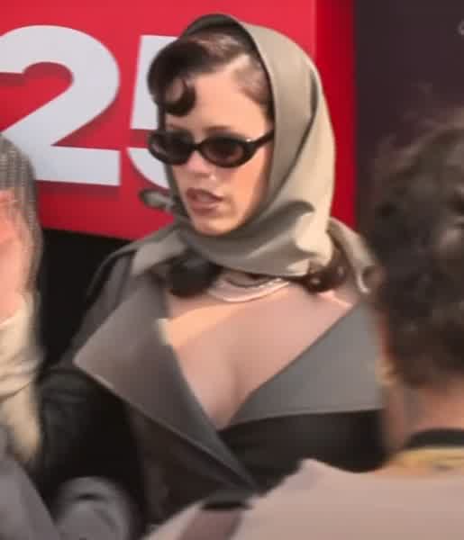 de2cf49eb414cfb1c3bd4da1b24f34e4f416b6a7aea52d0eb224090b20bb2031 thumbnail