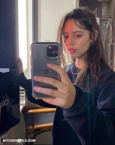 203621544520663230999600056670554845705 thumbnail