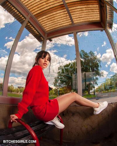 226377312907504860386664076778037324971 thumbnail