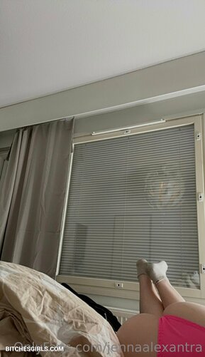 138535051752023716298012889857041782392 thumbnail