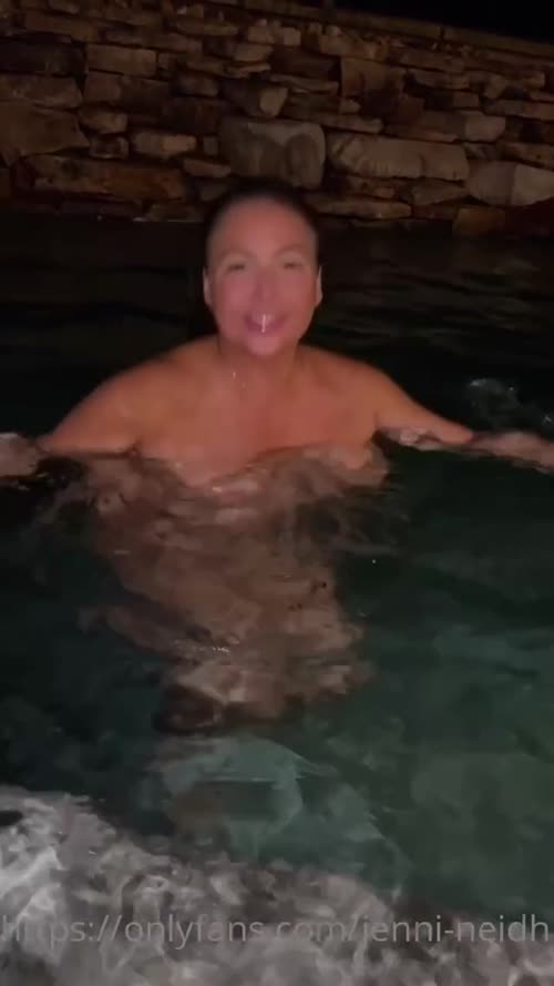 178782249531101845159864885868881632472 thumbnail