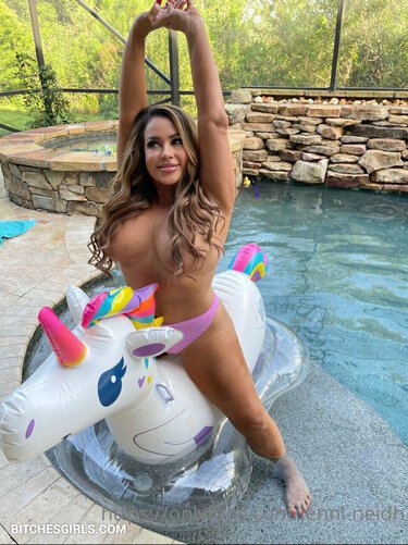 257816094423456476203737089792224716504 thumbnail