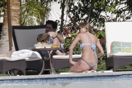 24250914977139375150170588514113495049 thumbnail