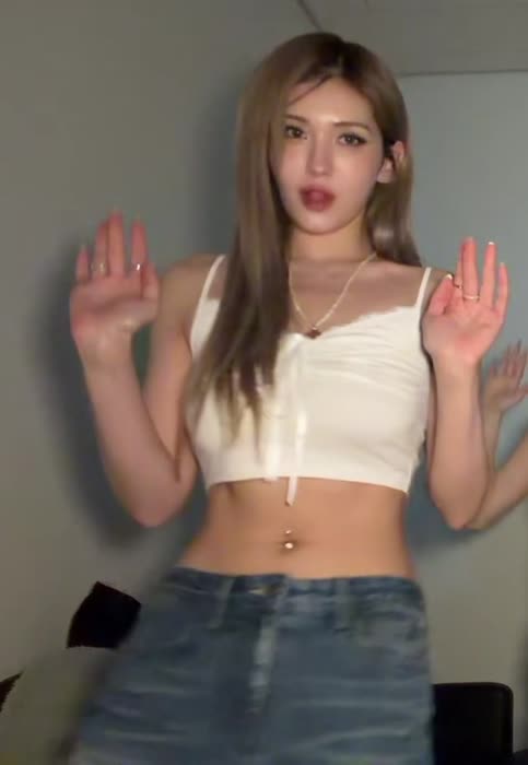 13dd1896f5ab01f73d23839e2446ba3d4d607bb1c80c53d8a716108147fef594 thumbnail