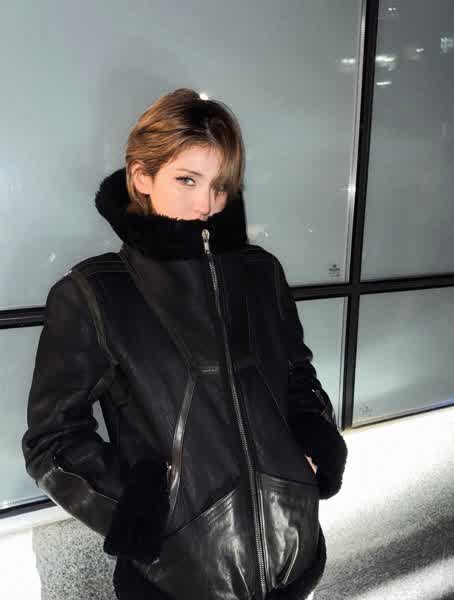 2f8c4b62ff8739319ccf913f9687cafddc638cb7046e5538048b7bf44bd3d1c9 thumbnail