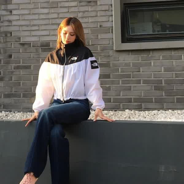 7aecf77d3978ff1dc07707a70c612653b937248eb305eb40cb83b0c508bb5d81 thumbnail