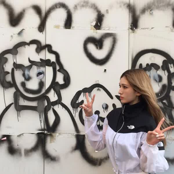 b0ae54e7f3687d57b389a03c00f63d7f9a247692097b6227915909e0833442de thumbnail