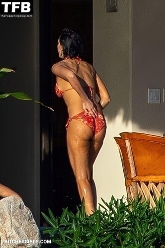 130459428357455318363789388870177573362 thumbnail