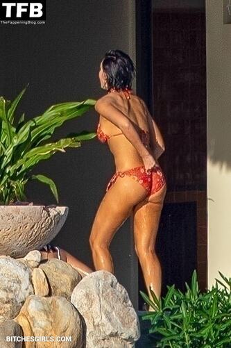 213930864675840847054857999898747052551 thumbnail