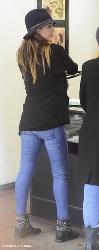 244051672977591377091531222723984964234 thumbnail