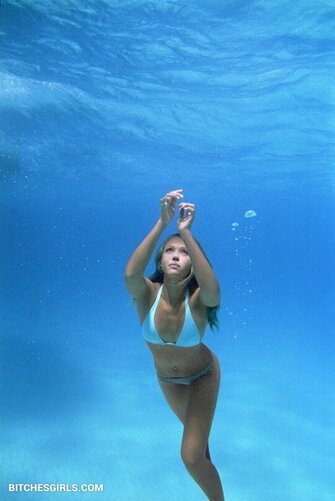 252536356235866536598962093020959779135 thumbnail