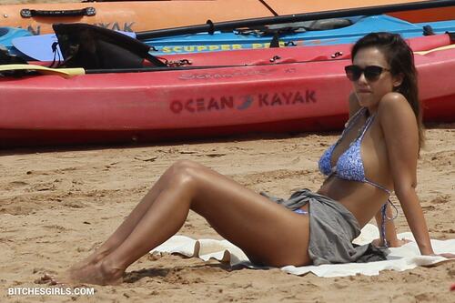 39093694587084975417422998650850321725 thumbnail