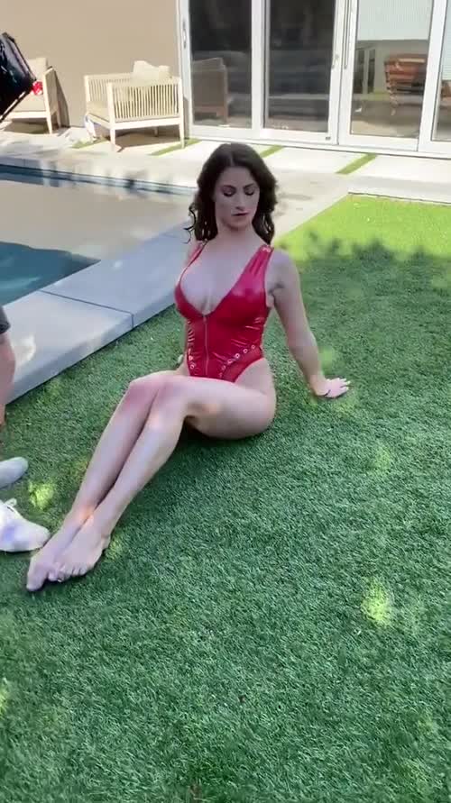 65605804915046763367690847083734580584 thumbnail