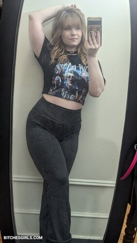 ' Nude Celeb - Riziii Celeb Leaked Photos