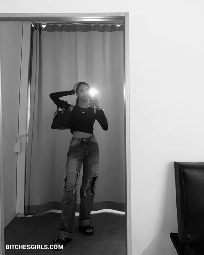 39540635511027754626979705808337749750 thumbnail