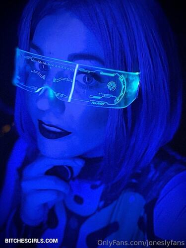 17864667052827937887323164359672207672 thumbnail