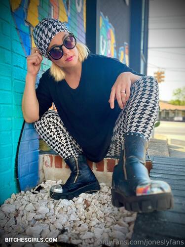 60810279524083398702754191865282824737 thumbnail