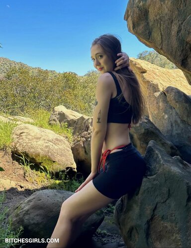 127768137059257455501617011370856323580 thumbnail