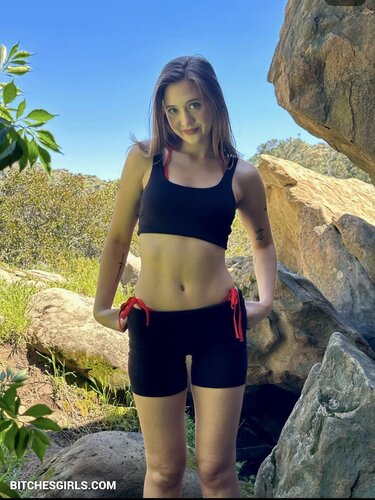 216430622039145088749418501963272214755 thumbnail