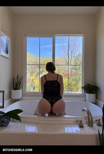 252552478808471365840509163114697137775 thumbnail