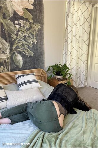 332687998398504391265845180451862442662 thumbnail