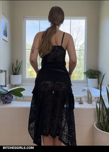 35733915374180437272101620477177754480 thumbnail