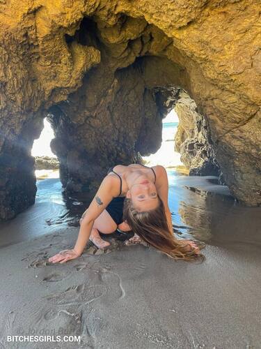 167543426397971662453467425037886117331 thumbnail