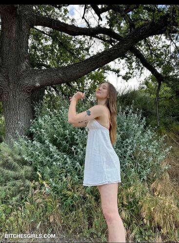 155809145137655092228229942883741037442 thumbnail