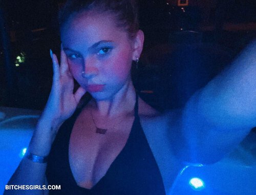 244370425314945066918348282856292258312 thumbnail