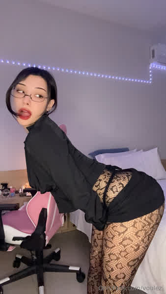 be7215f283690a781058039a0914422f8a73788f9efe3b906528c29d18863323 thumbnail