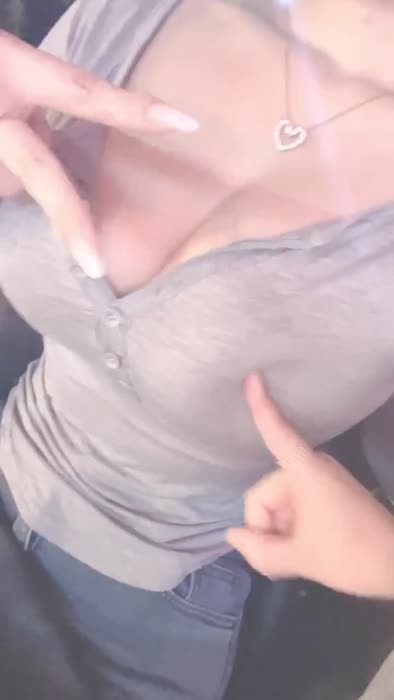 4b2d35d7702b4678c94c2b95a30e65c1af5eab9d3feac67bd2bd62e2af57c8d1 thumbnail