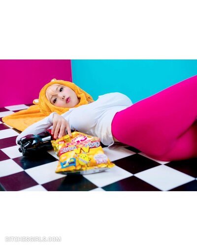 324748832994553017871253636667750482402 thumbnail