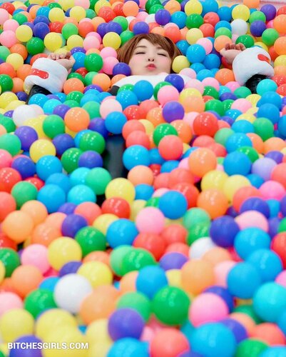 329597899382937230728252094215515998208 thumbnail