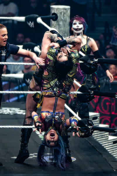 b7abf64c3a96960291433957b6d2d90e35512580a28ea0f2855d7501e8dcc057 thumbnail