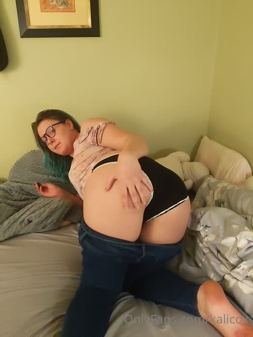 ac34eec403098b4e2e99716251b00ce37a818779cf9a62b530b6b89c08816442 thumbnail