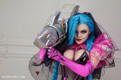 239797287439821599223348021104984218023 thumbnail