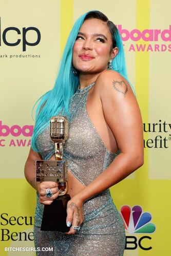 320011335213804423468015007429094168220 thumbnail