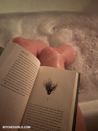 257644485110838998712233224324162527552 thumbnail