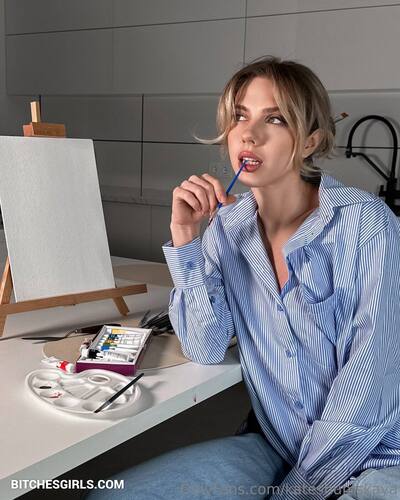 150839623626443306453398831273331046474 thumbnail