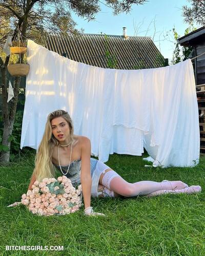 196499093649920834874558035435368043594 thumbnail