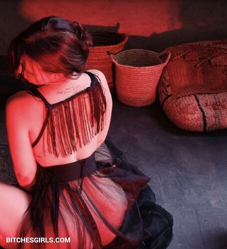 241780398139599892322581251922546015530 thumbnail