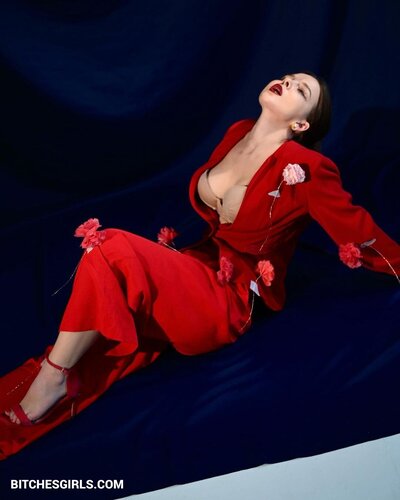 44022934203812702885925971673677376412 thumbnail